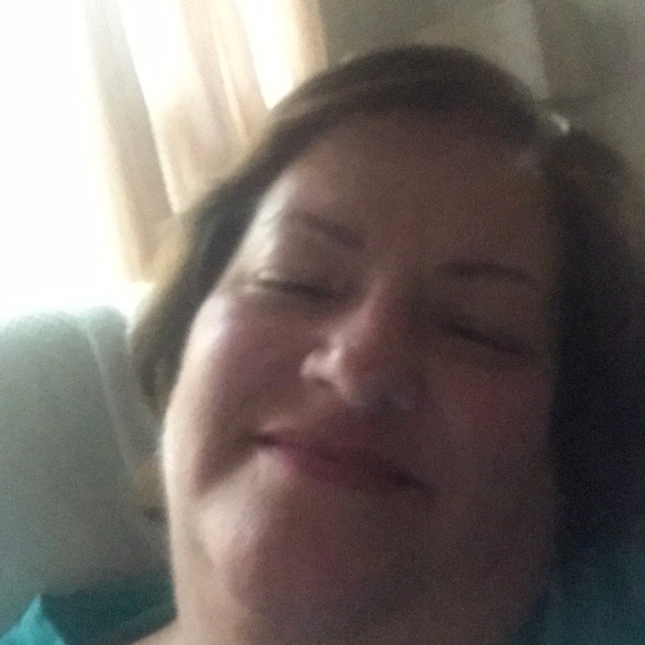 Meet your Posher, Carol - Picture 1 of 1